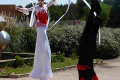 Spectacle de rue échassier et jongleur flamenco espagnol