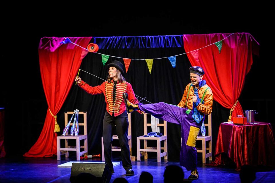 Spectacle cirque et clown pour enfants Provence Var PACA