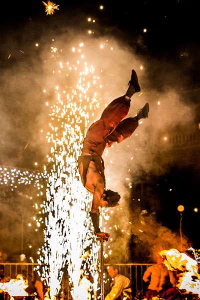 spectacle acrobatie equilibre sur cannes cirque indigo Provence